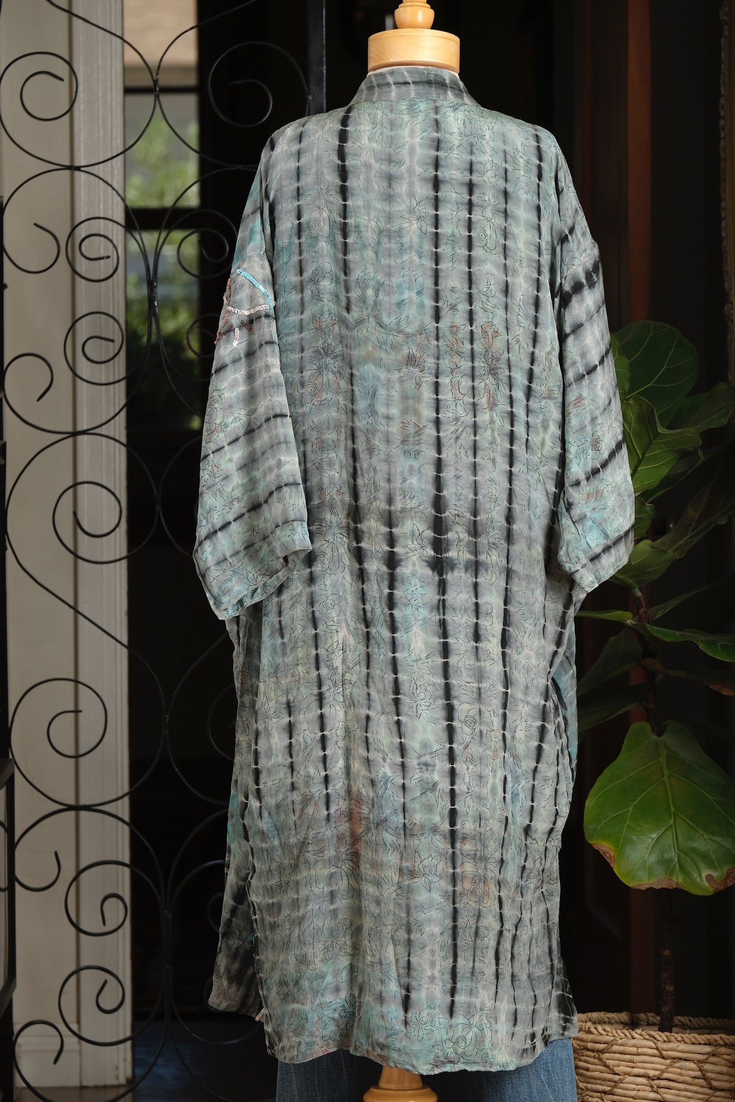 Smoke Duster in Aqua Mist