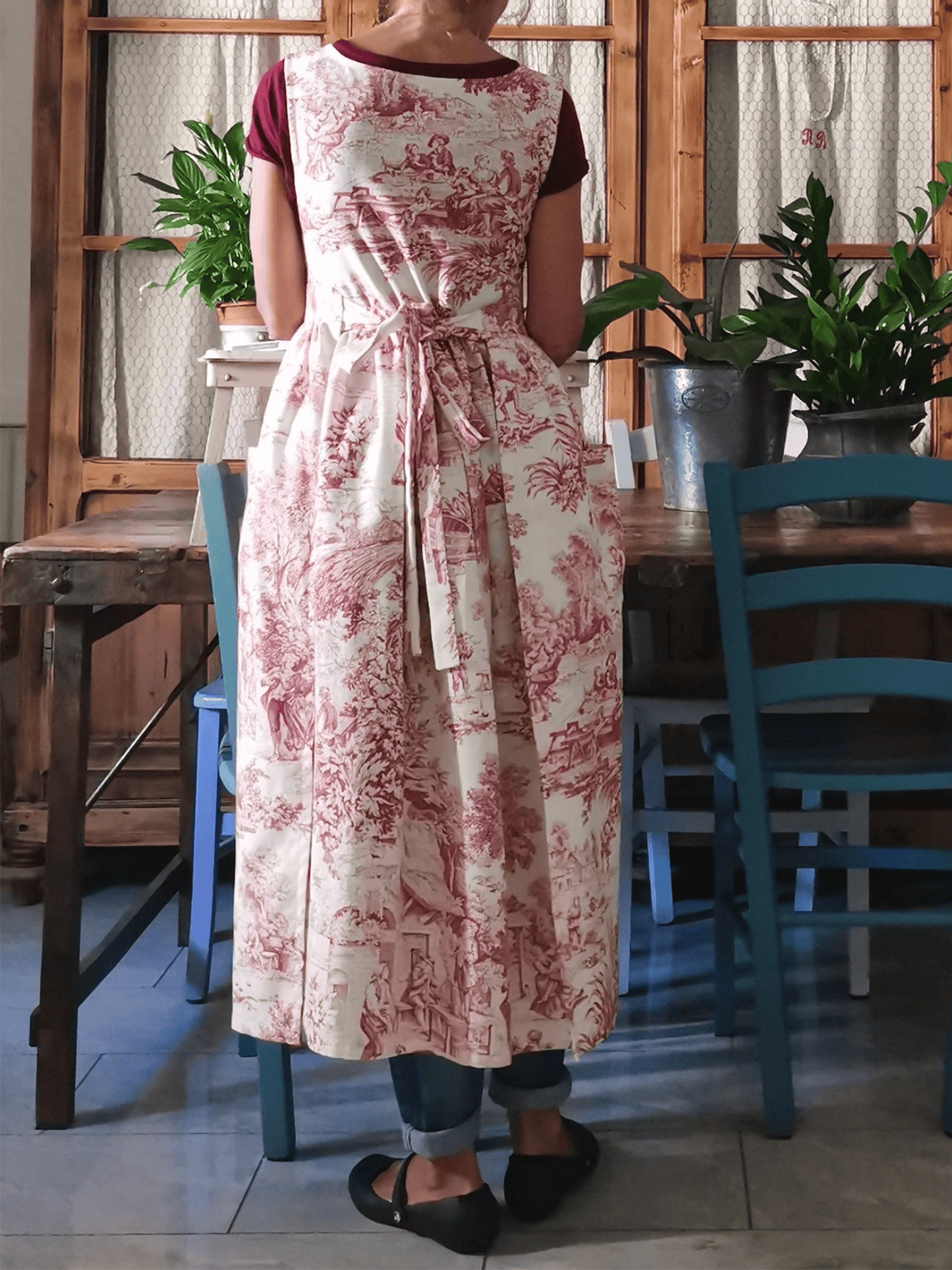 Vintage Red Long Apron