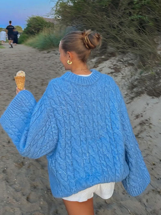 Crew neck knitted sweater