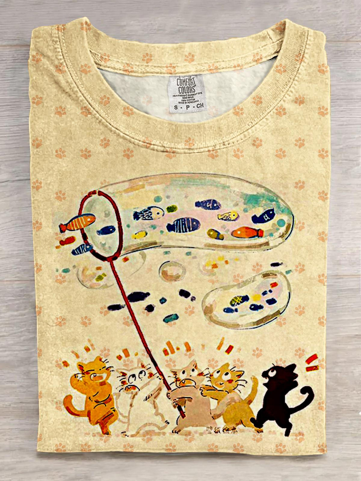 Cute Kitten Catching Fish Print Crew Neck T-shirt