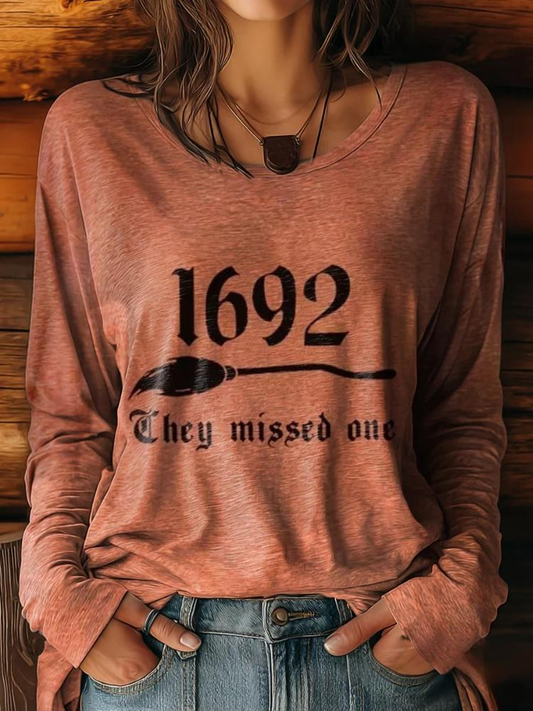 Women's Chey Misseo One Pattern Art Round Neck Long Sleeve T-shirt