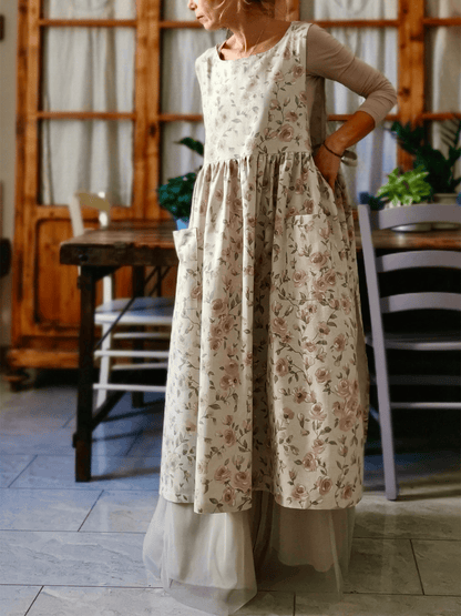Romantic Apron with Country Roses
