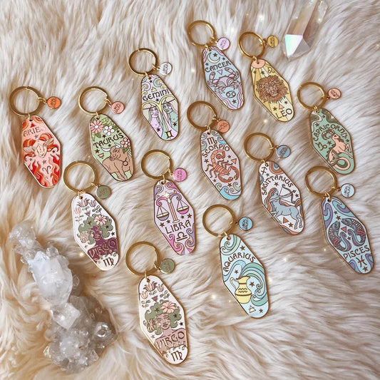 🔮Vintage Illustrated Zodiac Keychain