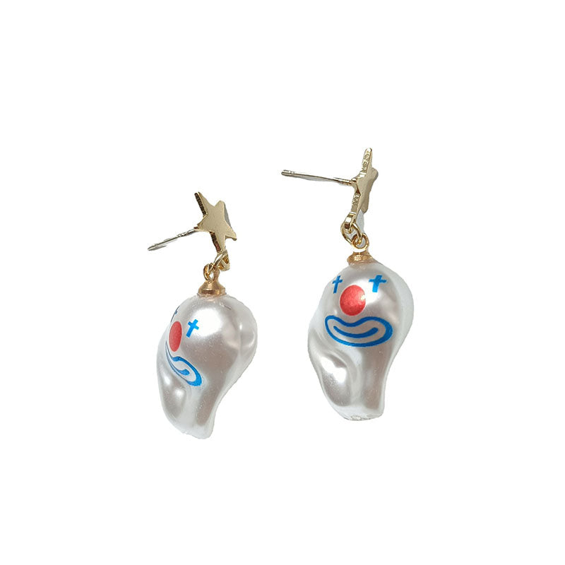 Funny Baroque Pearl Joker Earring