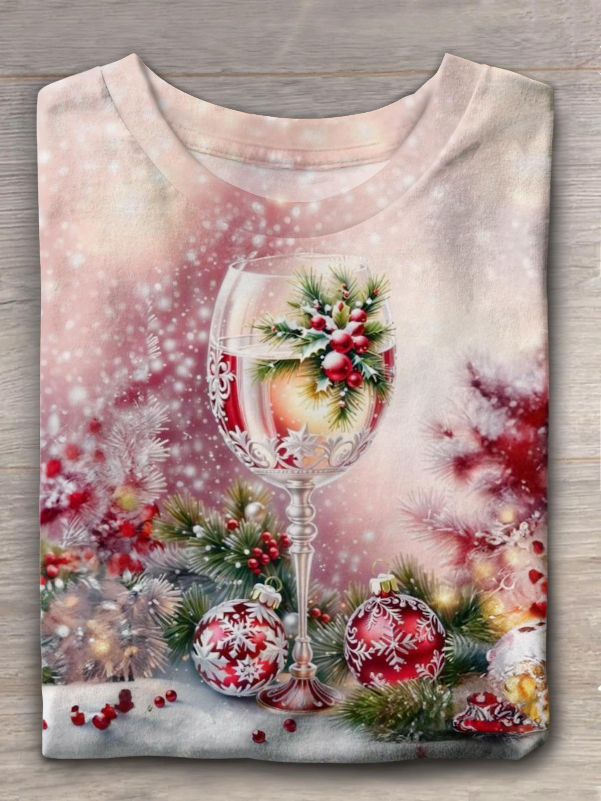 Christmas Goblet In Snowflakes Crew Neck T-shirt