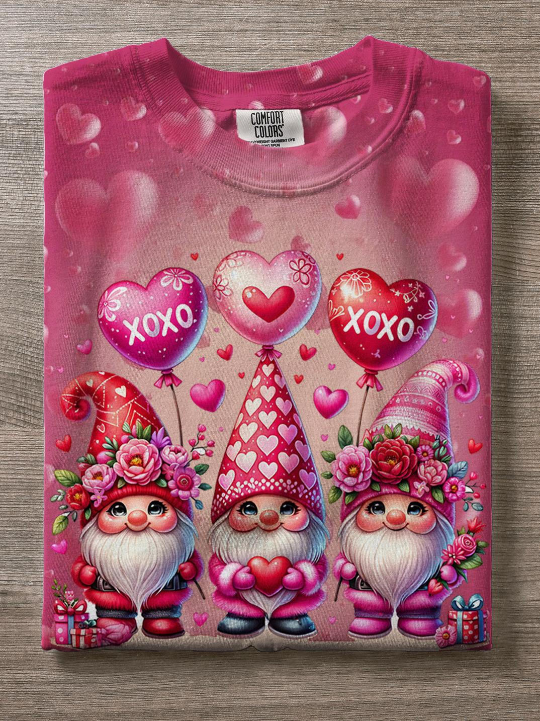 Valentines Cute Gnomes Crew Neck T-shirt