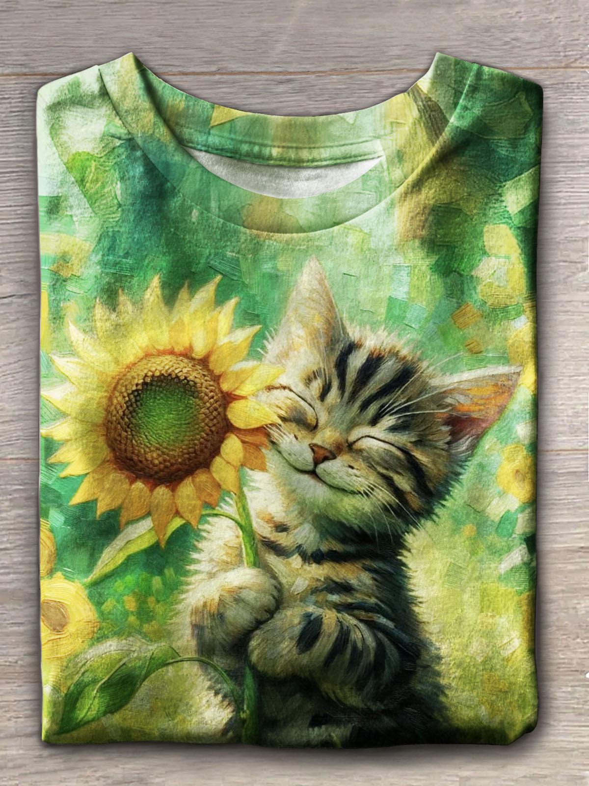 Women's Cute Cat Holding Sunflower Crew Neck T-shirt